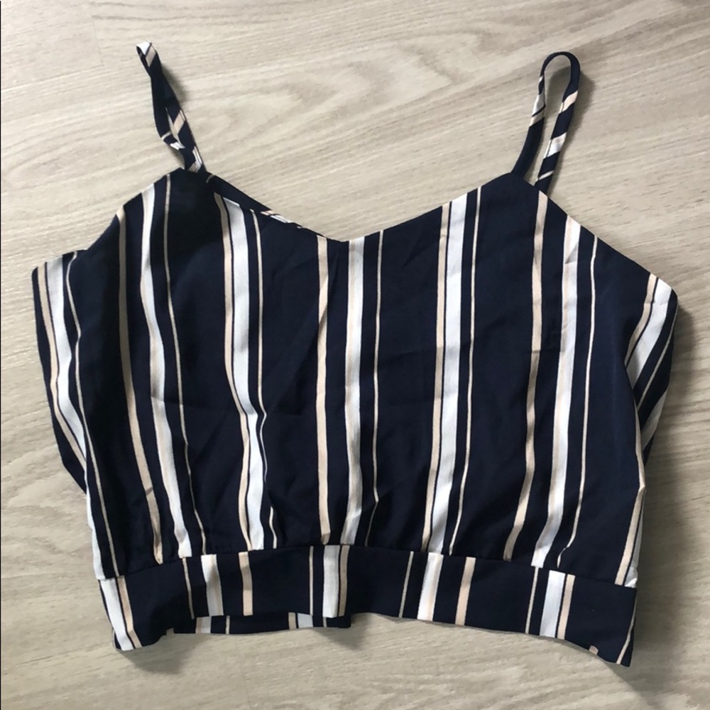 Milumia Boho Knot Crop Cami